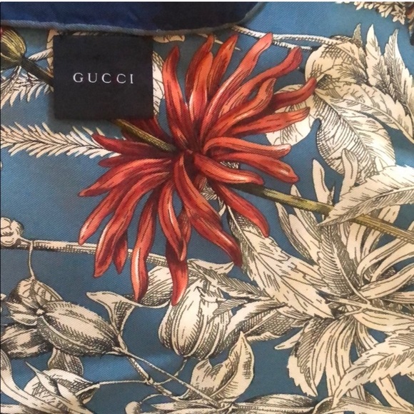 Gucci Foulard Wondergarden Silk Scarf - Picture 2 of 2